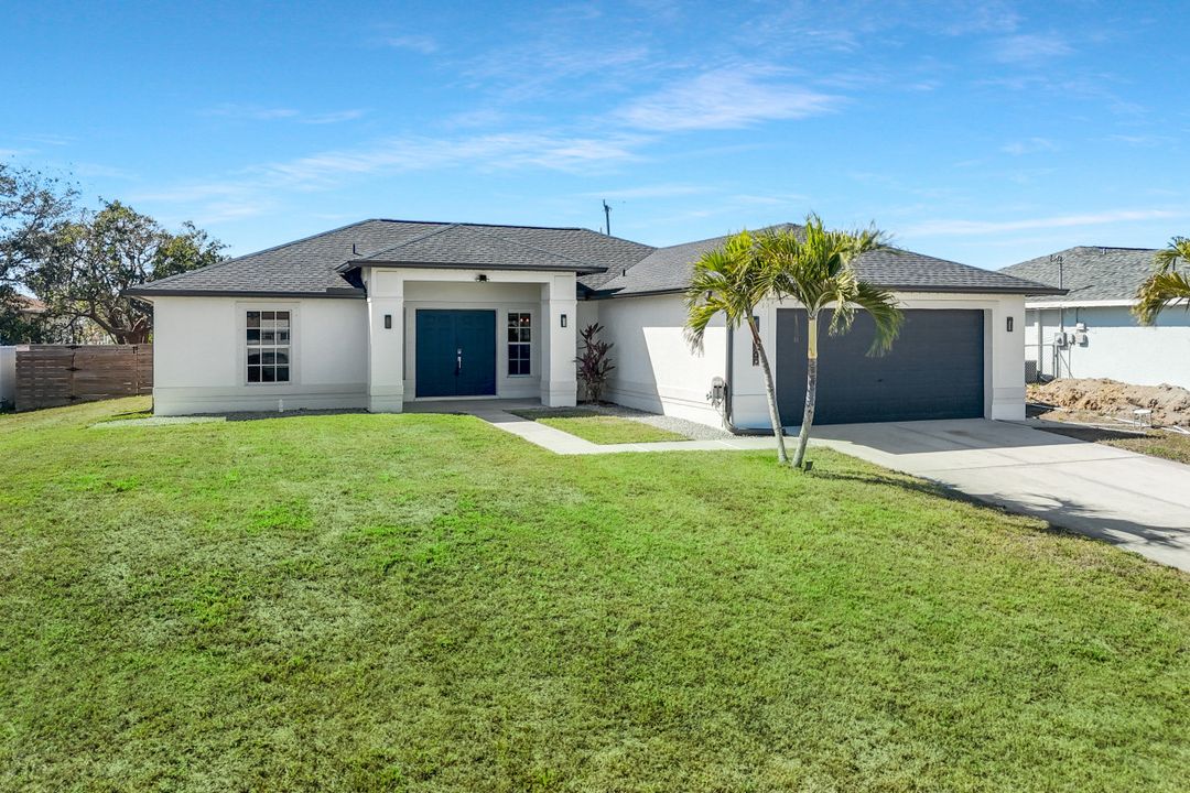 2200 NE 9th Ave, Cape Coral, FL 33909