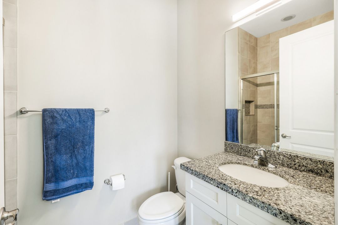 9469 Greenleigh Ct, Naples, FL 34120