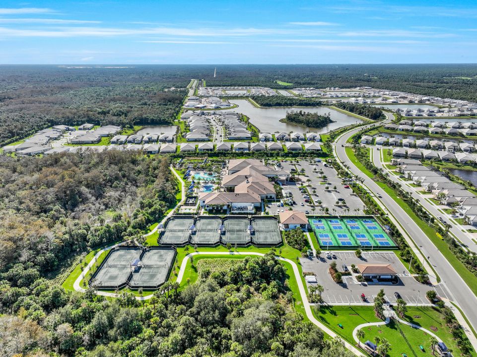 28689 Montecristo Loop, Bonita Springs, FL 34135