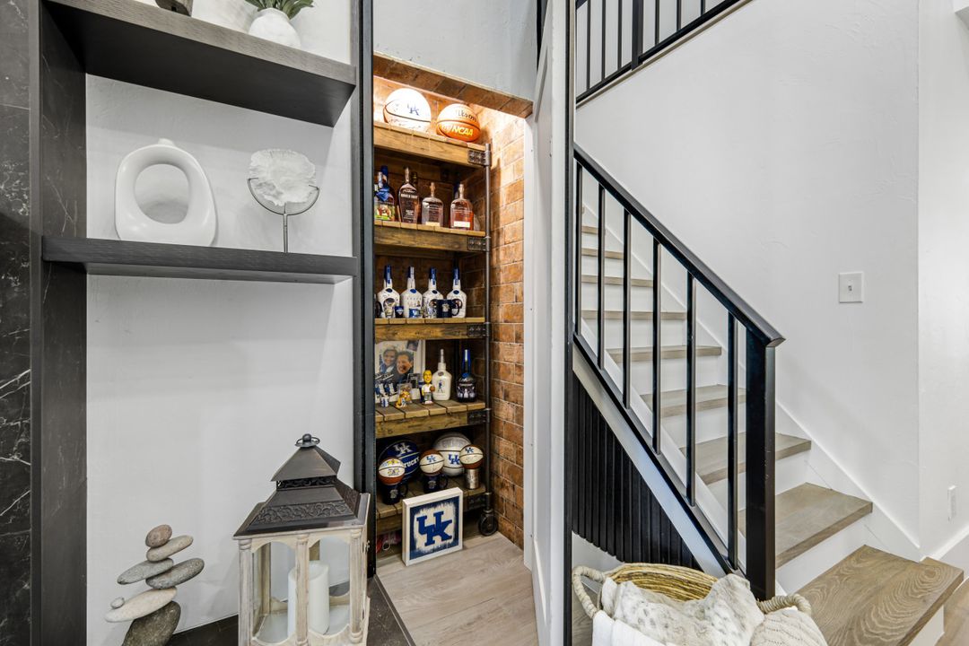 4742 West Blvd #S-8, Naples, FL 34103