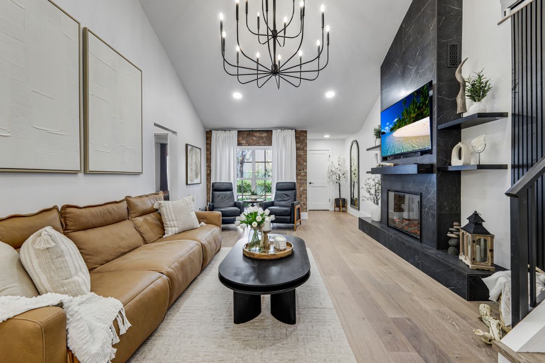 4742 West Blvd #S-8, Naples, FL 34103