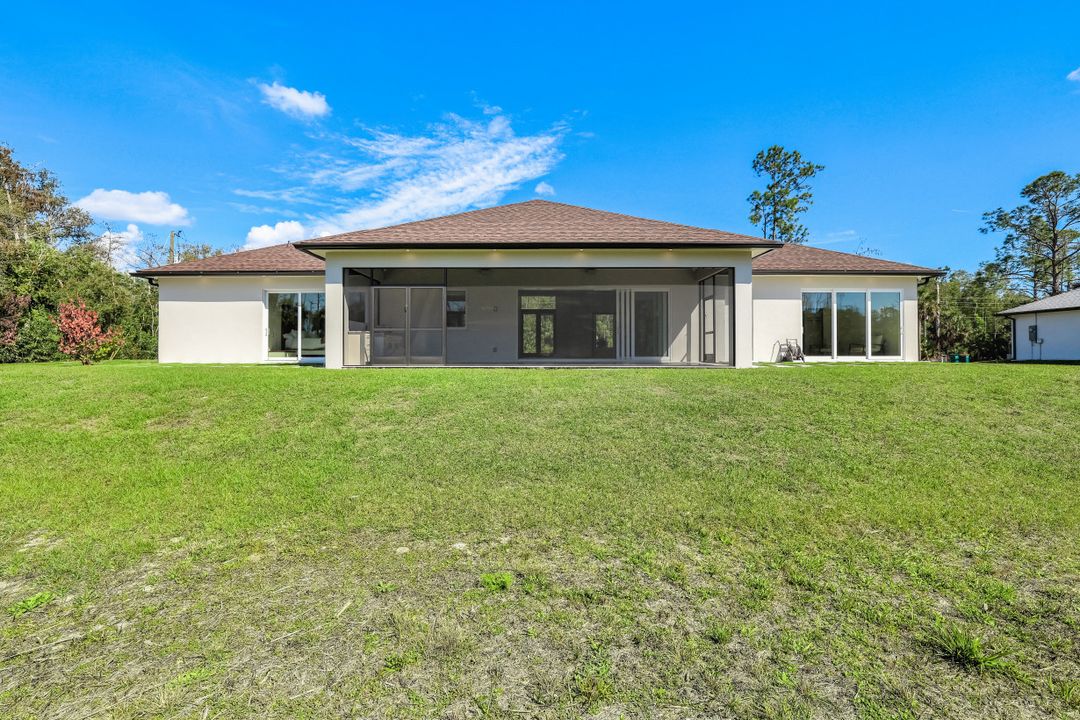 1899 Wilson Blvd N, Naples, FL 34120