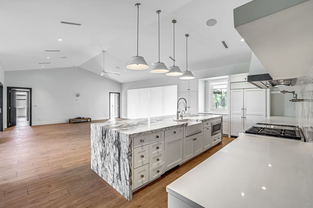 1899 Wilson Blvd N, Naples, FL 34120