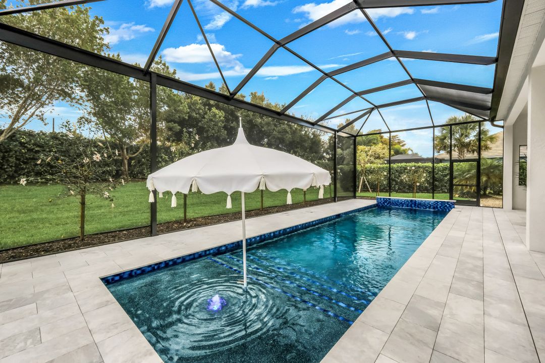 14574 Regatta Ln, Naples, FL 34114