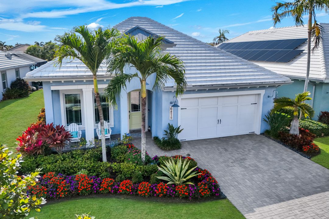 6475 Warwick Ave, Naples, FL 34113