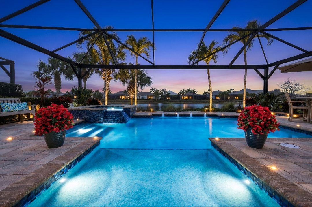 6475 Warwick Ave, Naples, FL 34113