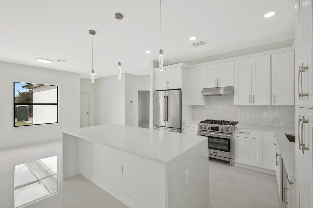 3800 24th St SW, Lehigh Acres, FL 33976