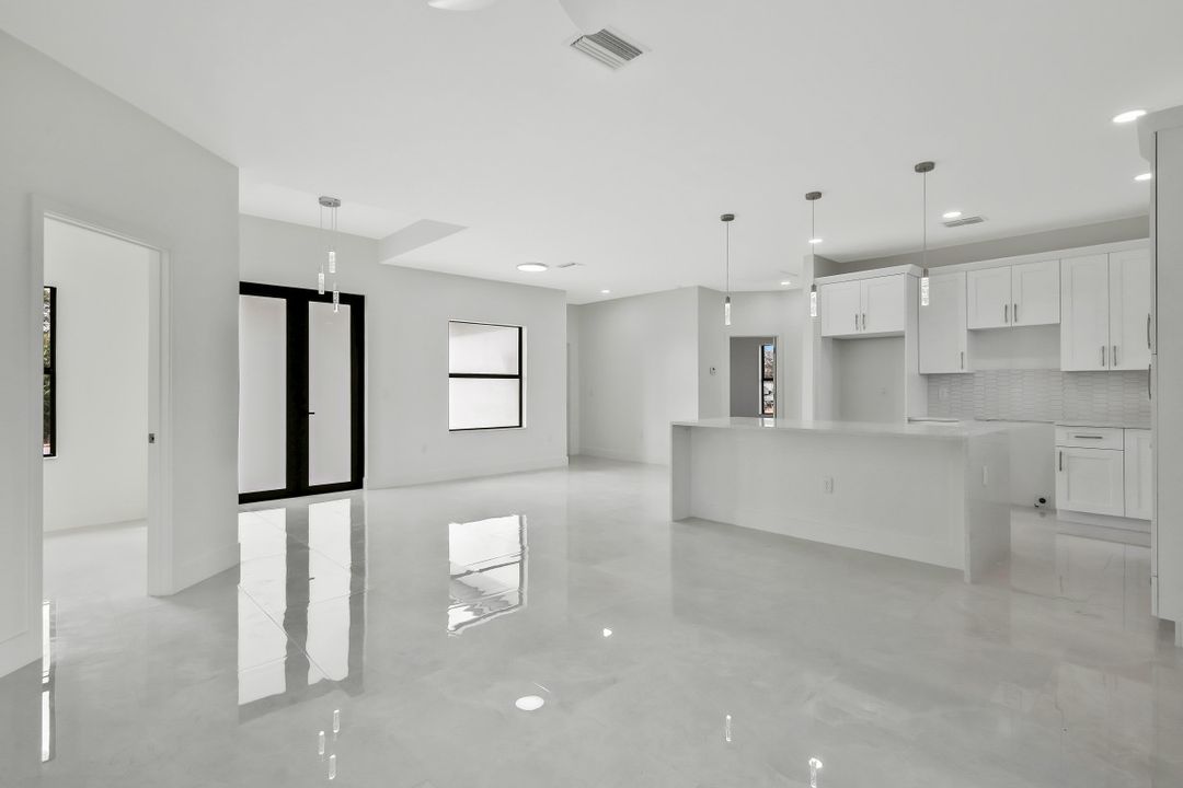 3800 24th St SW, Lehigh Acres, FL 33976