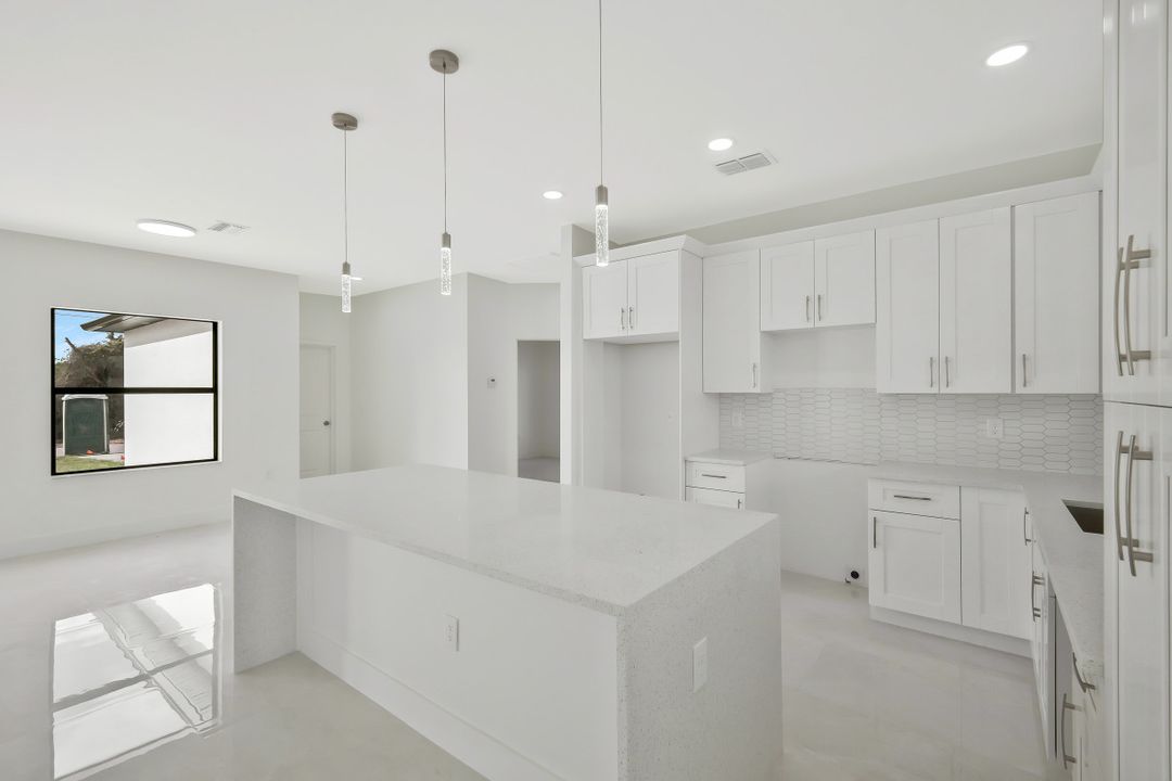 3800 24th St SW, Lehigh Acres, FL 33976