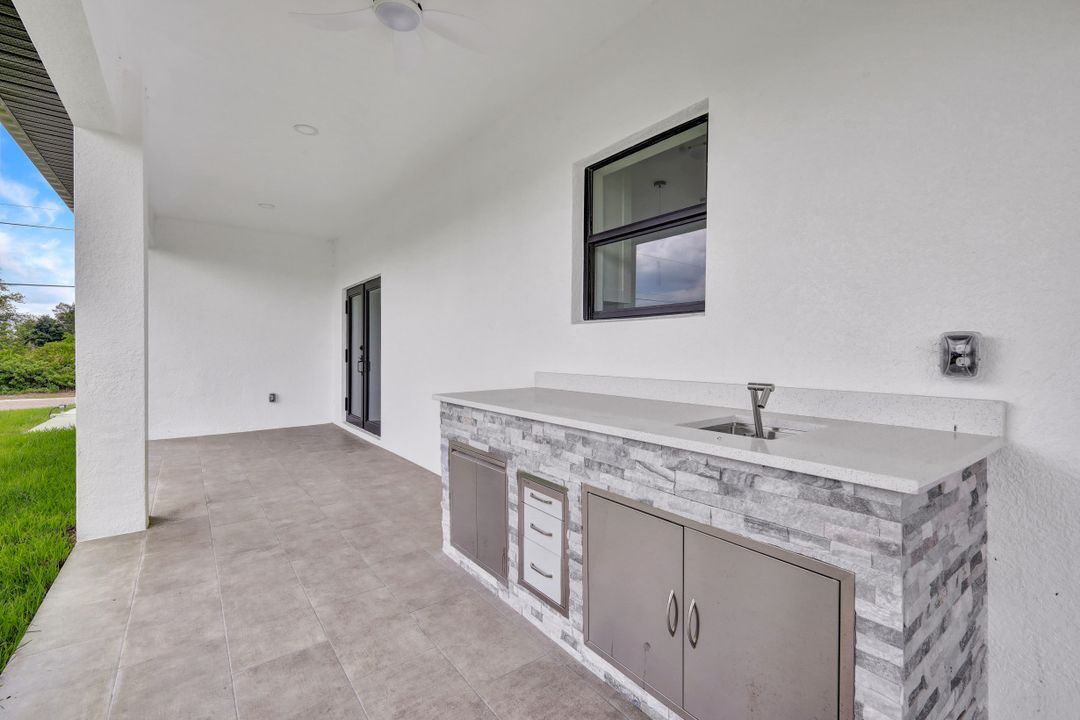 3800 24th St SW, Lehigh Acres, FL 33976