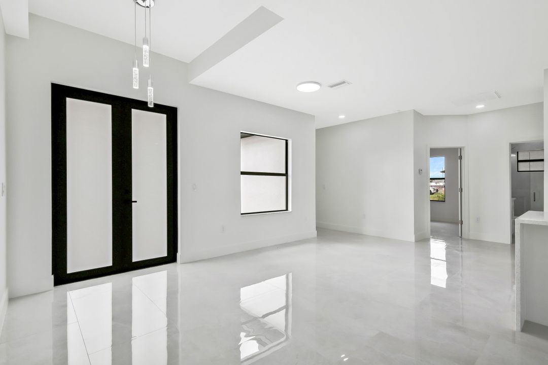 3800 24th St SW, Lehigh Acres, FL 33976