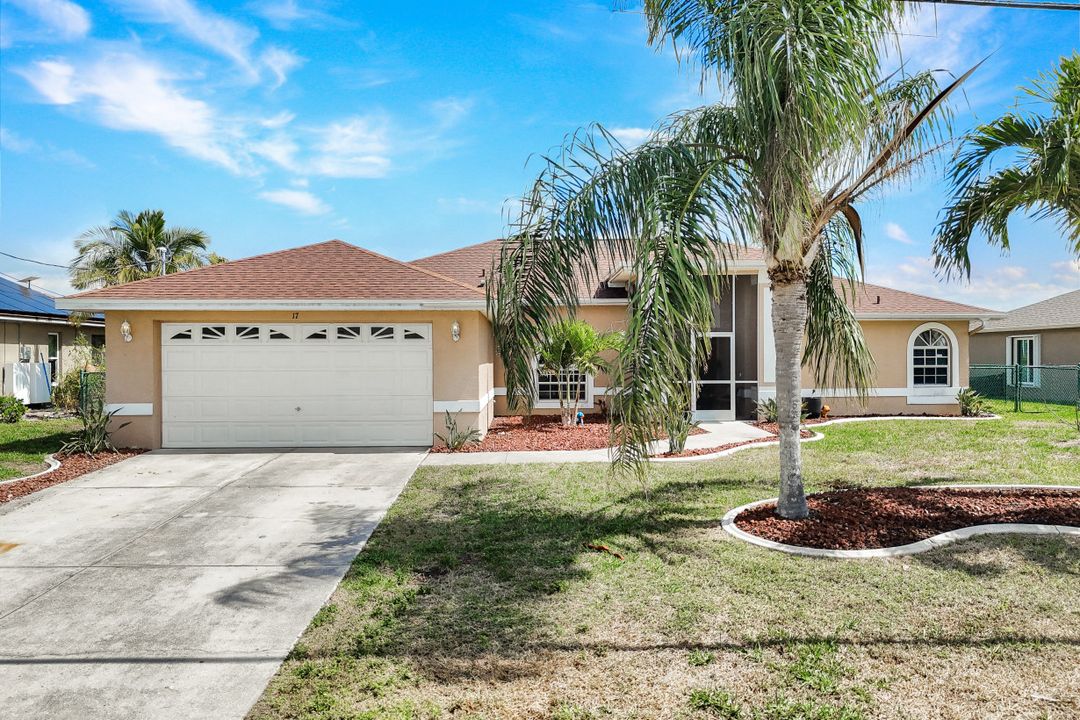 17 SE 15th Ave, Cape Coral, FL 33990