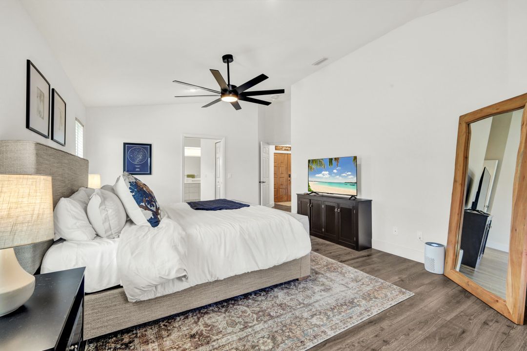 17 SE 15th Ave, Cape Coral, FL 33990