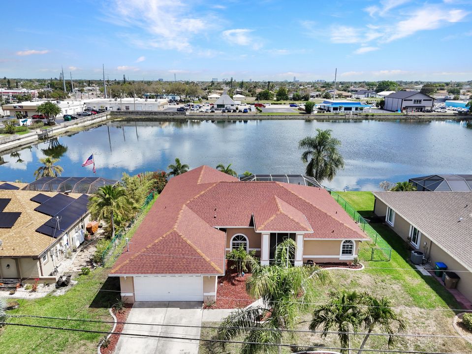 17 SE 15th Ave, Cape Coral, FL 33990