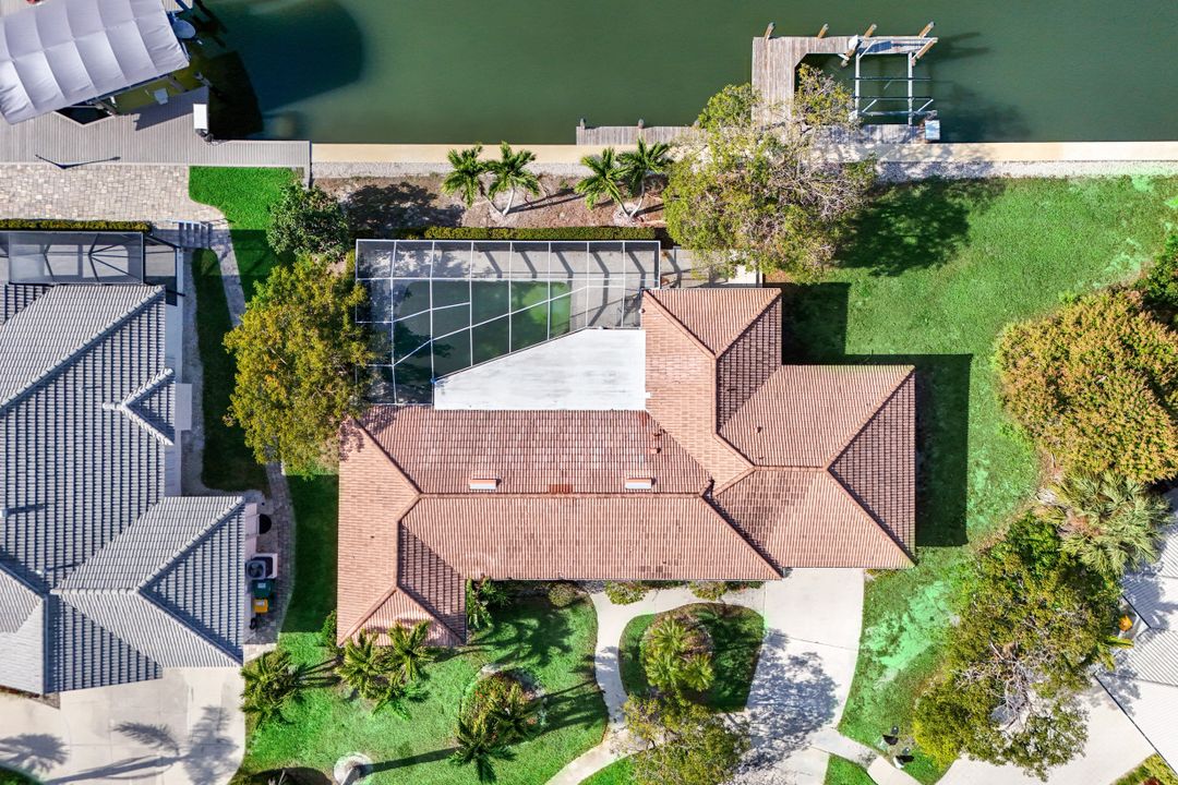 358 Grapewood Ct, Marco Island, FL 34145