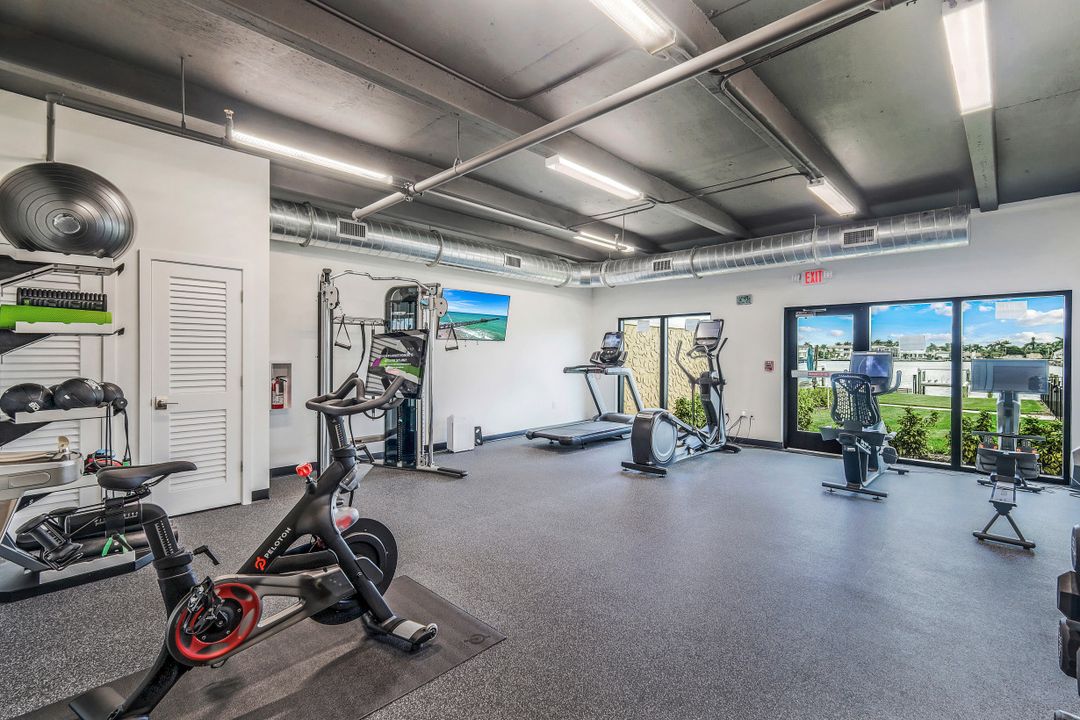 3430 Gulf Shore Blvd N #2 - I, Naples, FL 34103