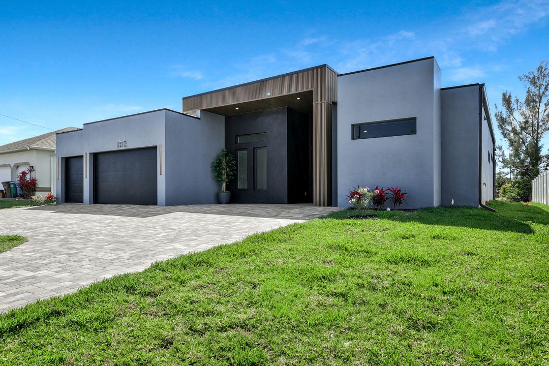 152 SW 28th St, Cape Coral, FL 33914