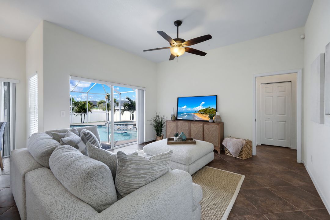 1728 NW 7th Ave, Cape Coral, FL 33993