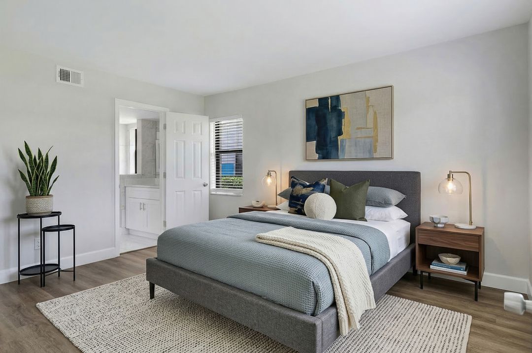 4346 27th Ct SW #101, Naples, FL 34116