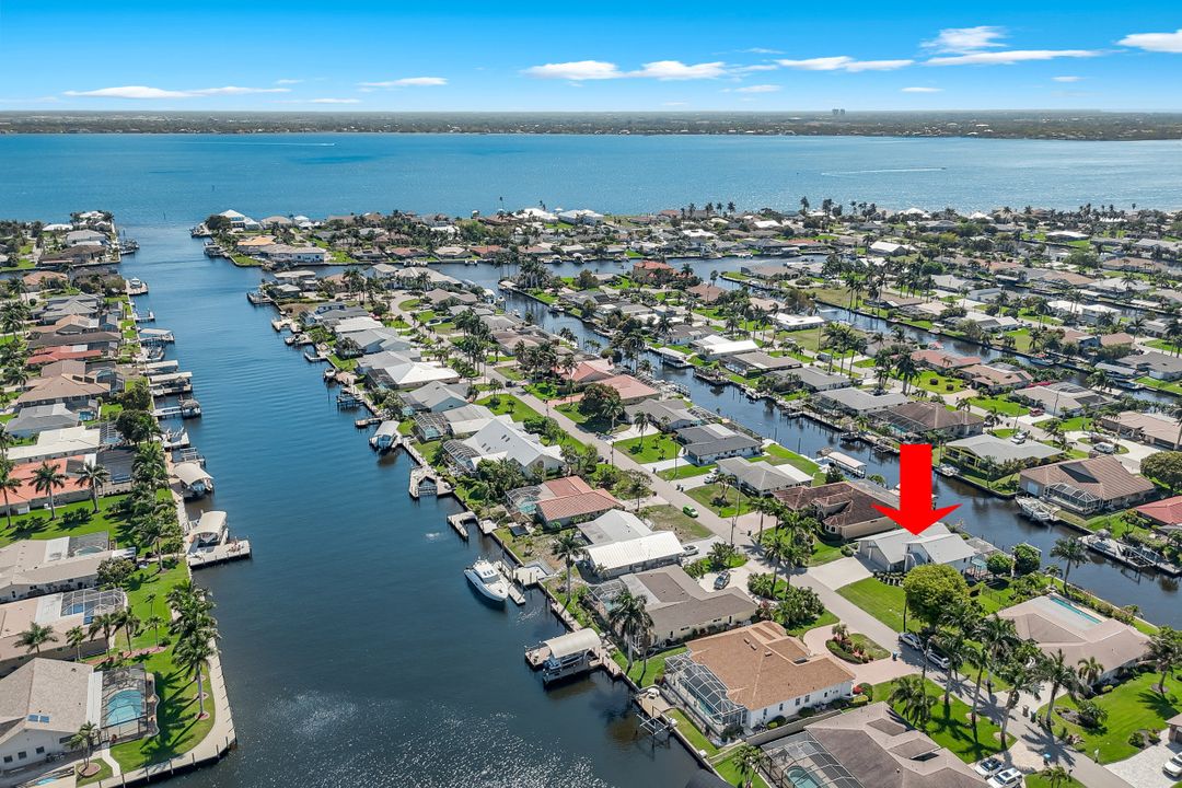 1904 SE 36th Terrace, Cape Coral, FL 33904