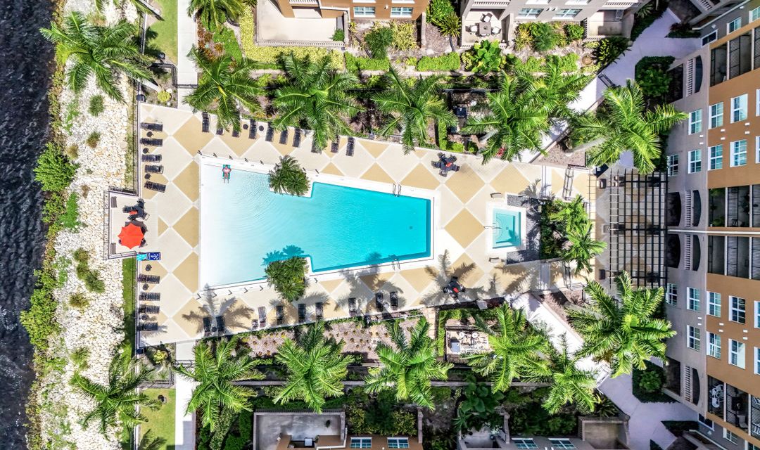 2825 Palm Beach Blvd #316, Fort Myers, FL 33916