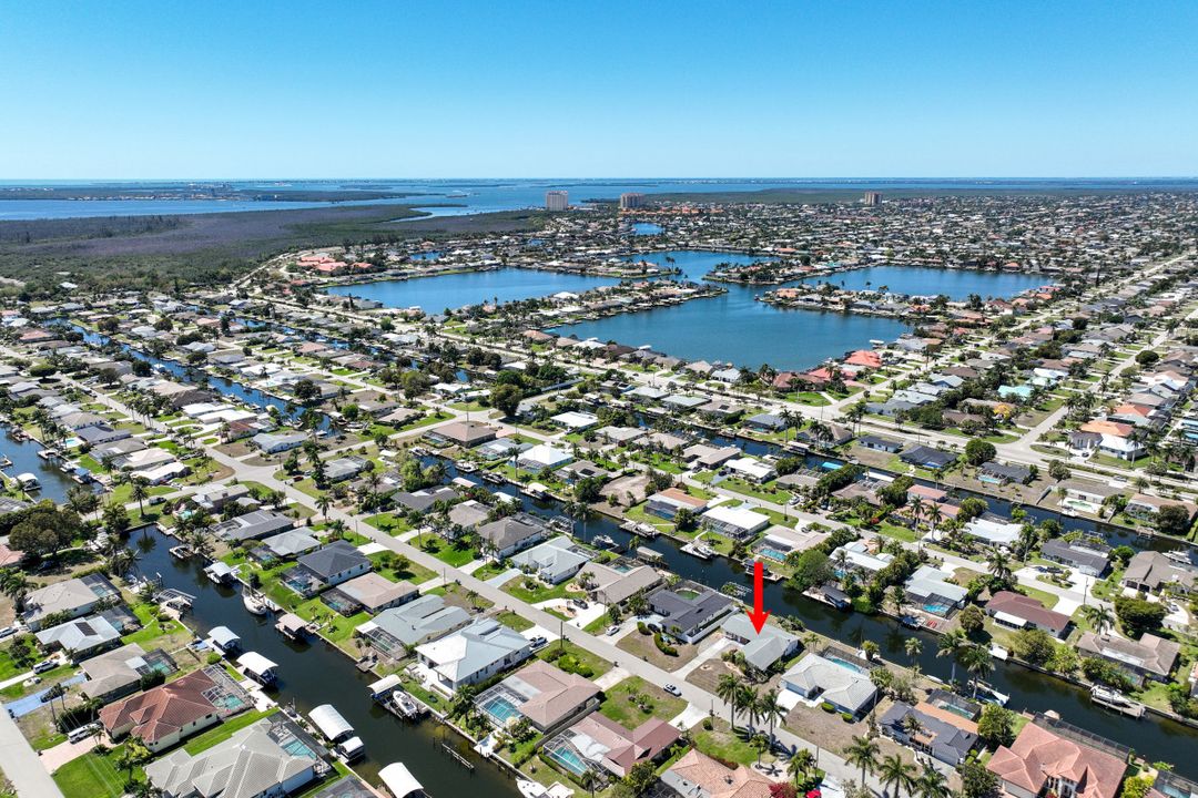 5130 SW 2nd Pl, Cape Coral, FL 33914