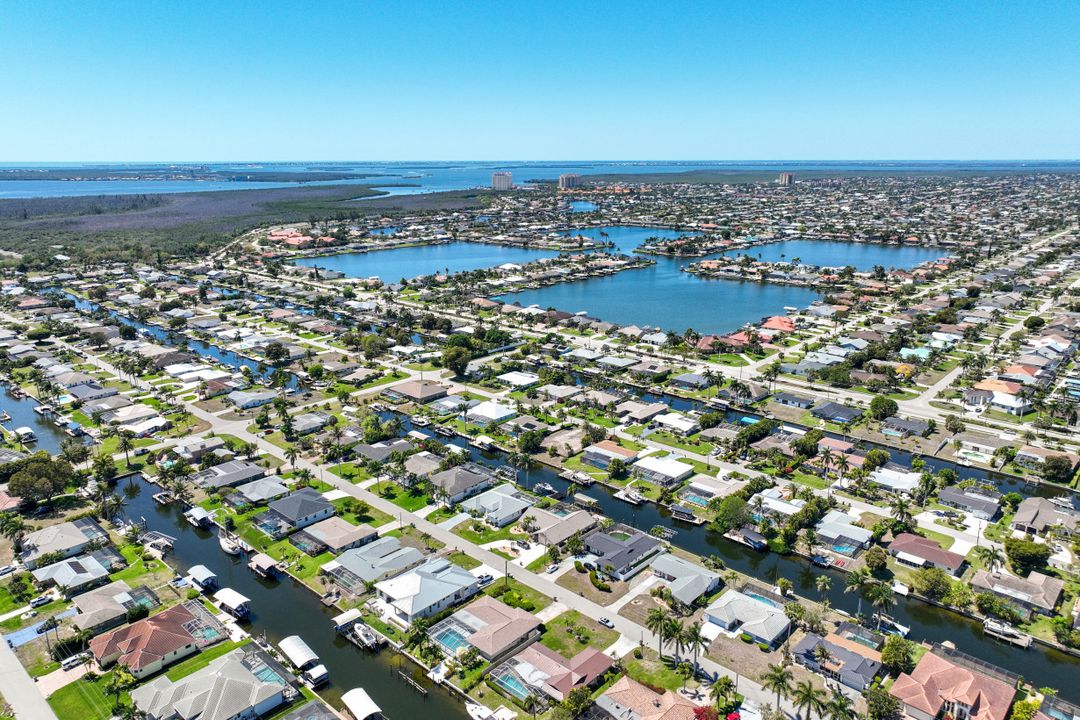 5130 SW 2nd Pl, Cape Coral, FL 33914