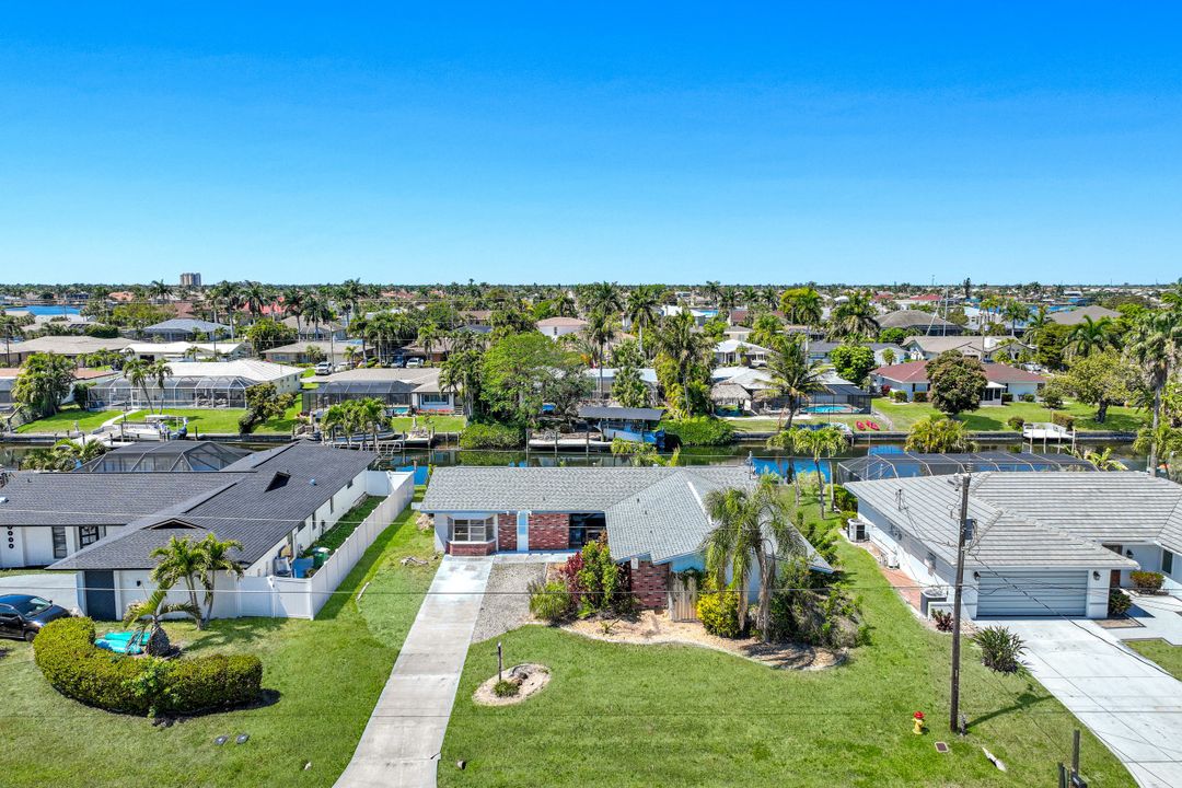 5130 SW 2nd Pl, Cape Coral, FL 33914