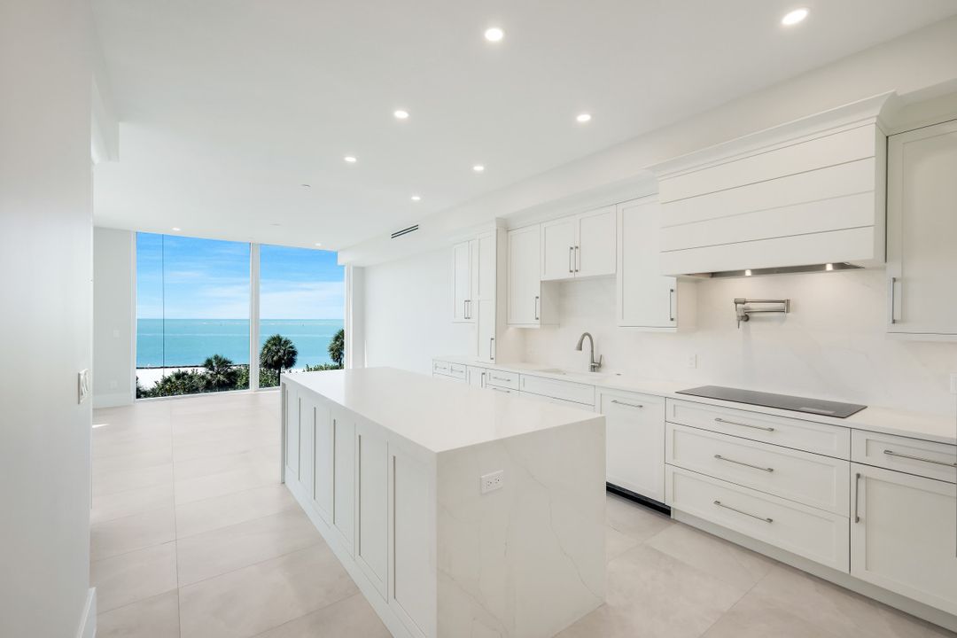 4000 Royal Marco Way #325, Marco Island, FL 34145