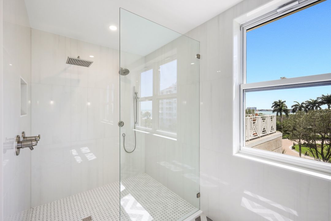 4000 Royal Marco Way #325, Marco Island, FL 34145