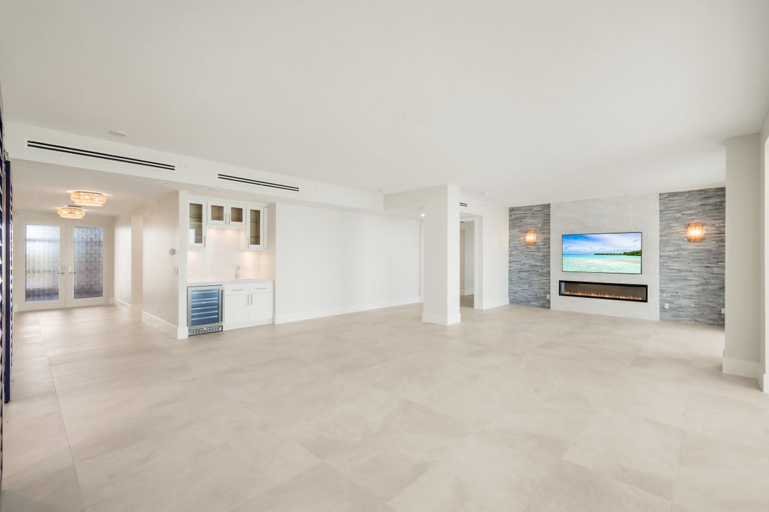 4000 Royal Marco Way #325, Marco Island, FL 34145