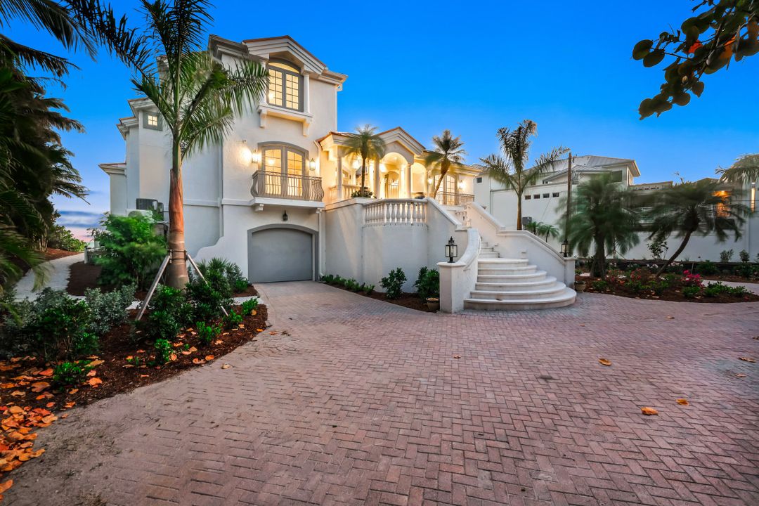4265 W Gulf Dr, Sanibel, FL 33957