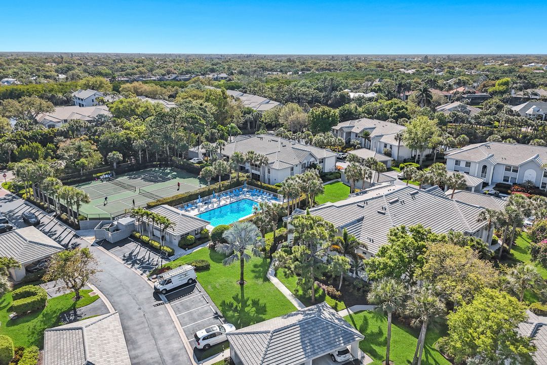 4111 Lake Forest Dr #513, Bonita Springs, FL 34134