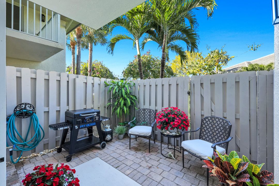 4111 Lake Forest Dr #513, Bonita Springs, FL 34134