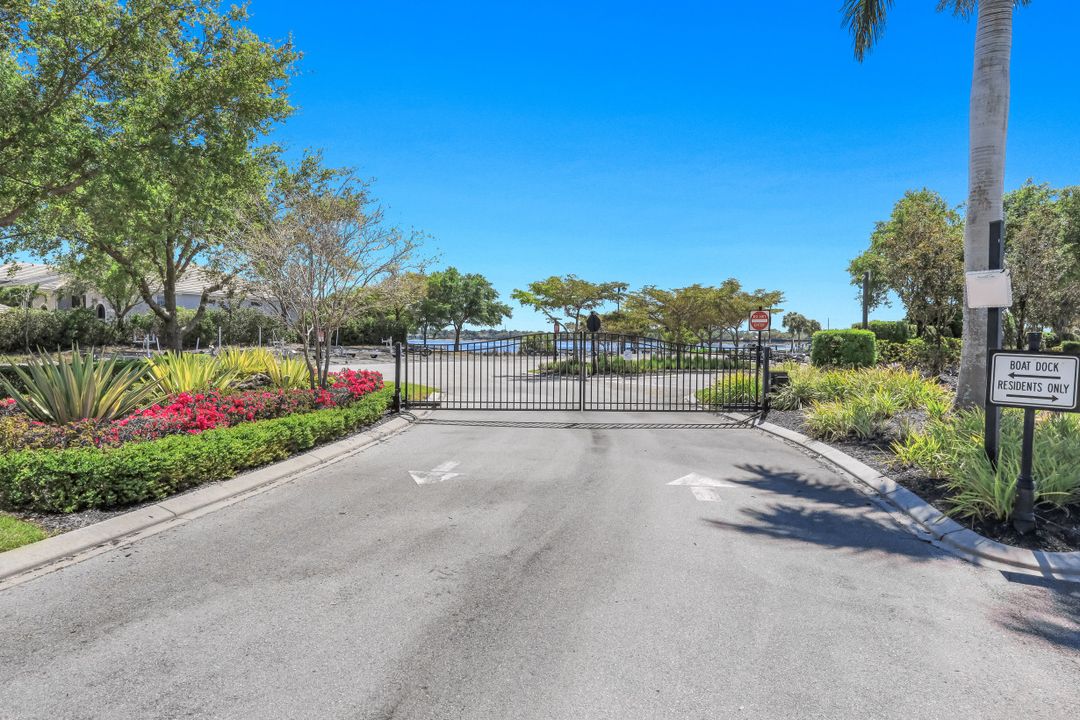 8835 Nautical Landing Cir #201, Naples, FL 34120