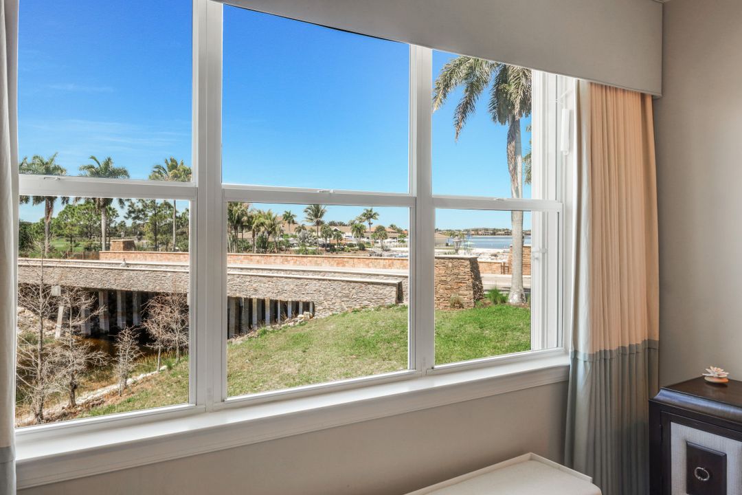 8835 Nautical Landing Cir #201, Naples, FL 34120