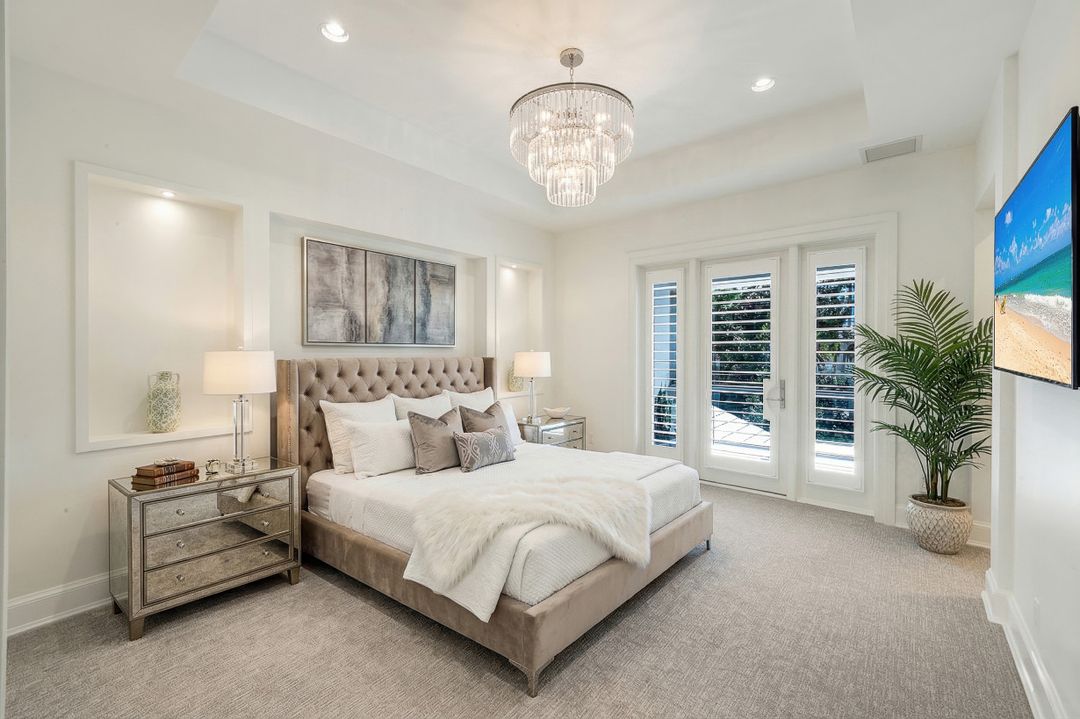 605 Galleon Dr, Naples, FL 34102