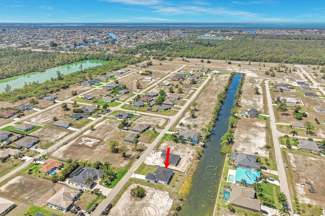 2821 NW 25th Ln, Cape Coral, FL 33993