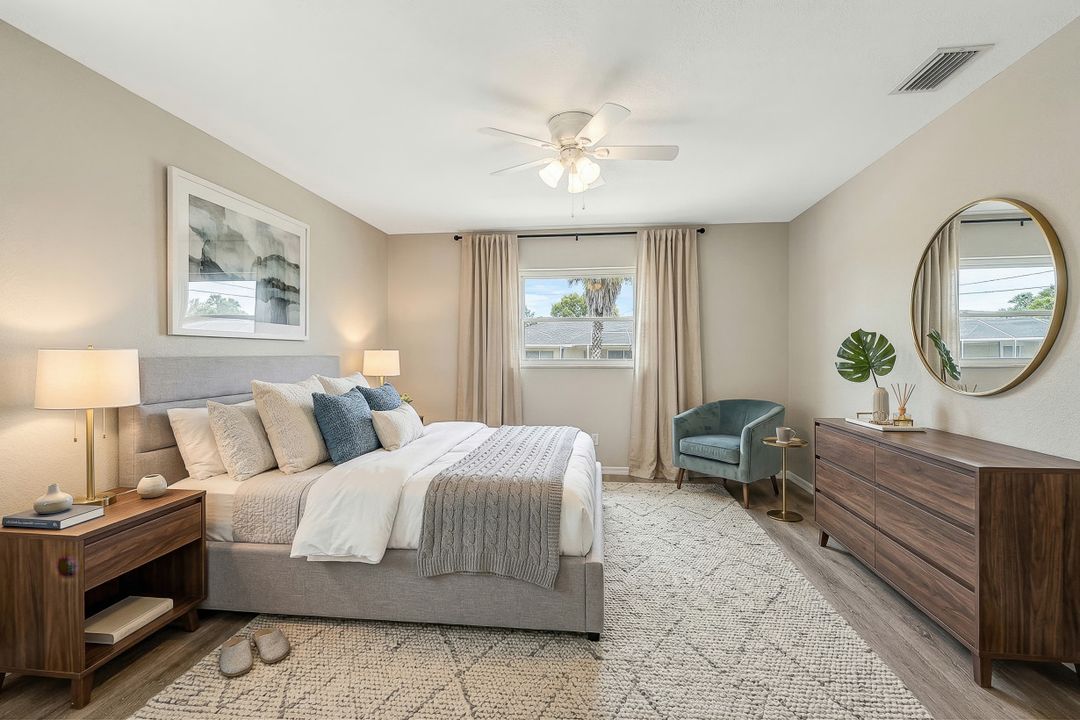 1913 NE 4th Ter, Cape Coral, FL 33909