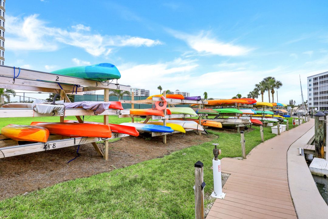 5 Bluebill Ave #410, Naples, FL 34108