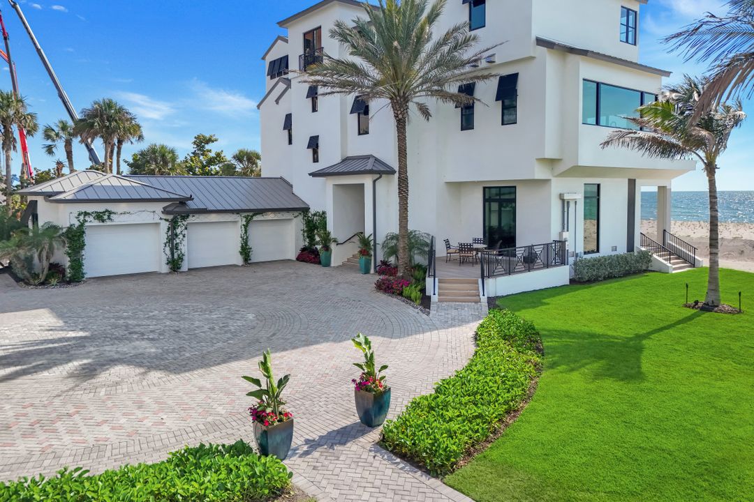 103 St Lucia Ln, Bonita Springs, FL 34134