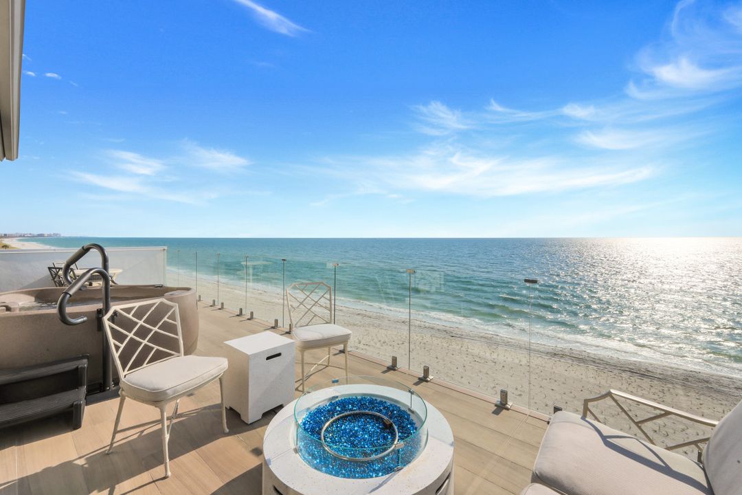 103 St Lucia Ln, Bonita Springs, FL 34134