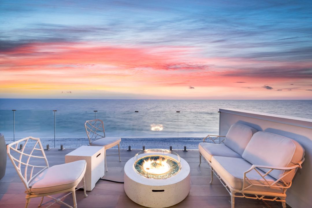 103 St Lucia Ln, Bonita Springs, FL 34134