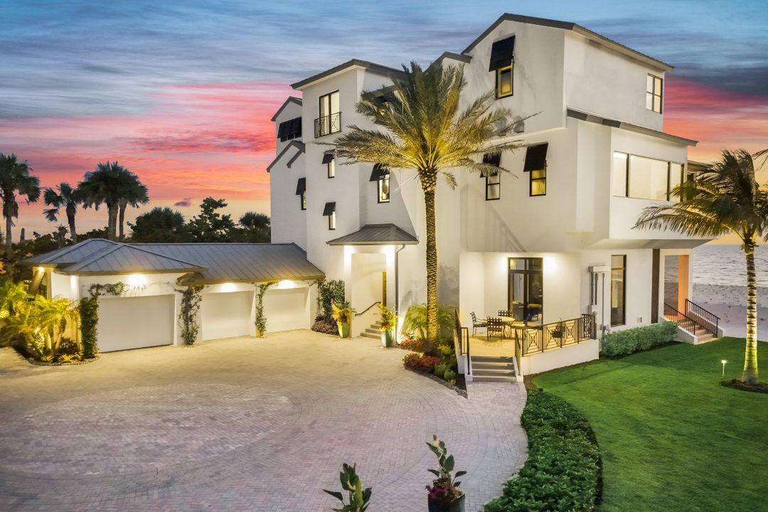 103 St Lucia Ln, Bonita Springs, FL 34134