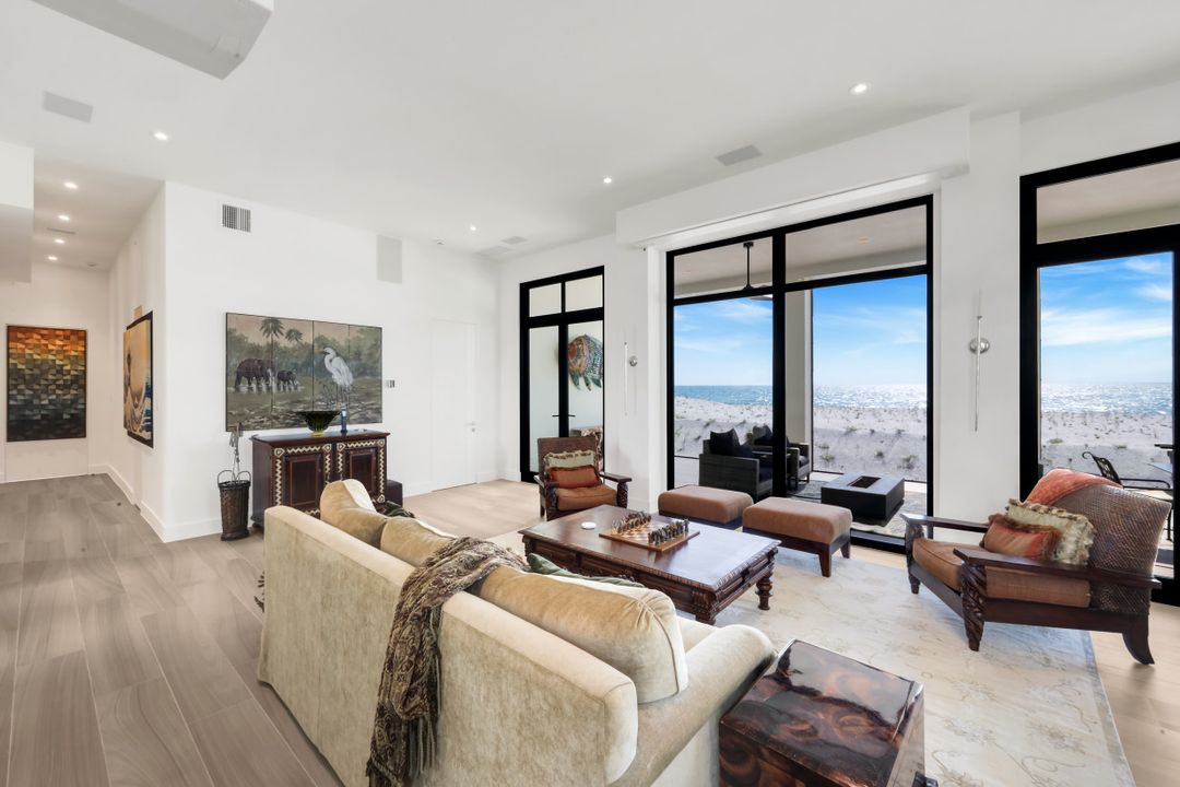 103 St Lucia Ln, Bonita Springs, FL 34134