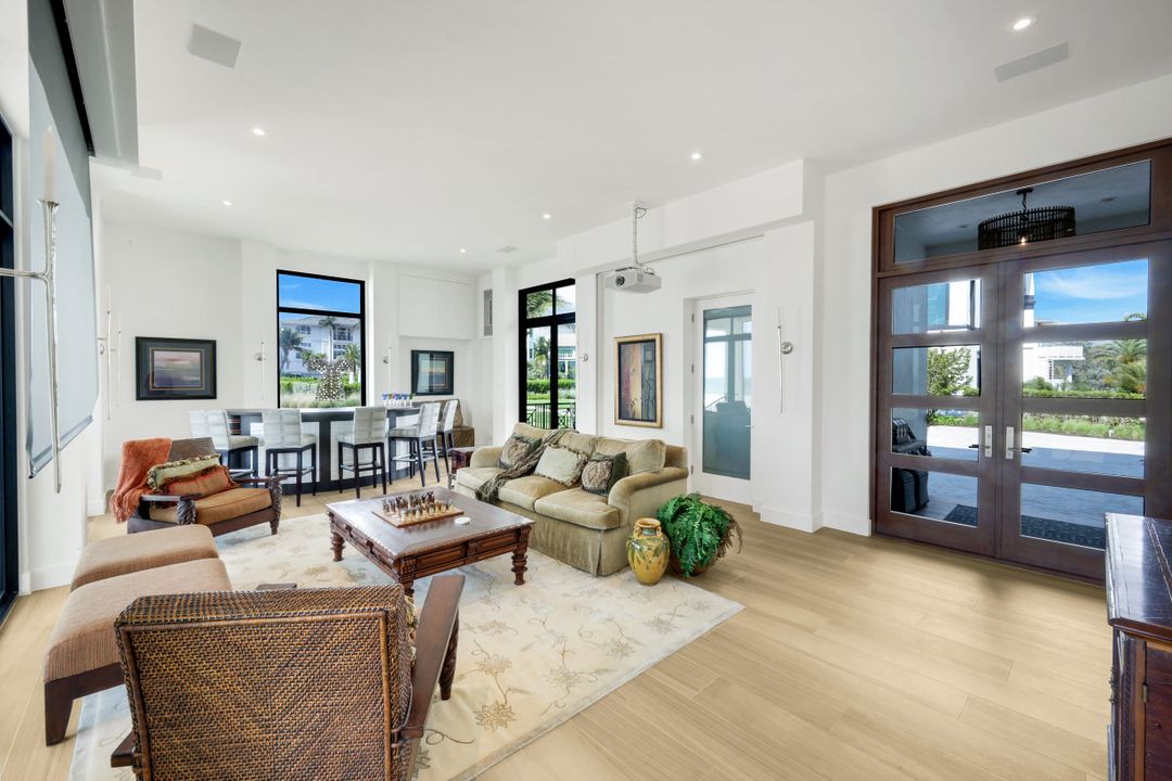 103 St Lucia Ln, Bonita Springs, FL 34134