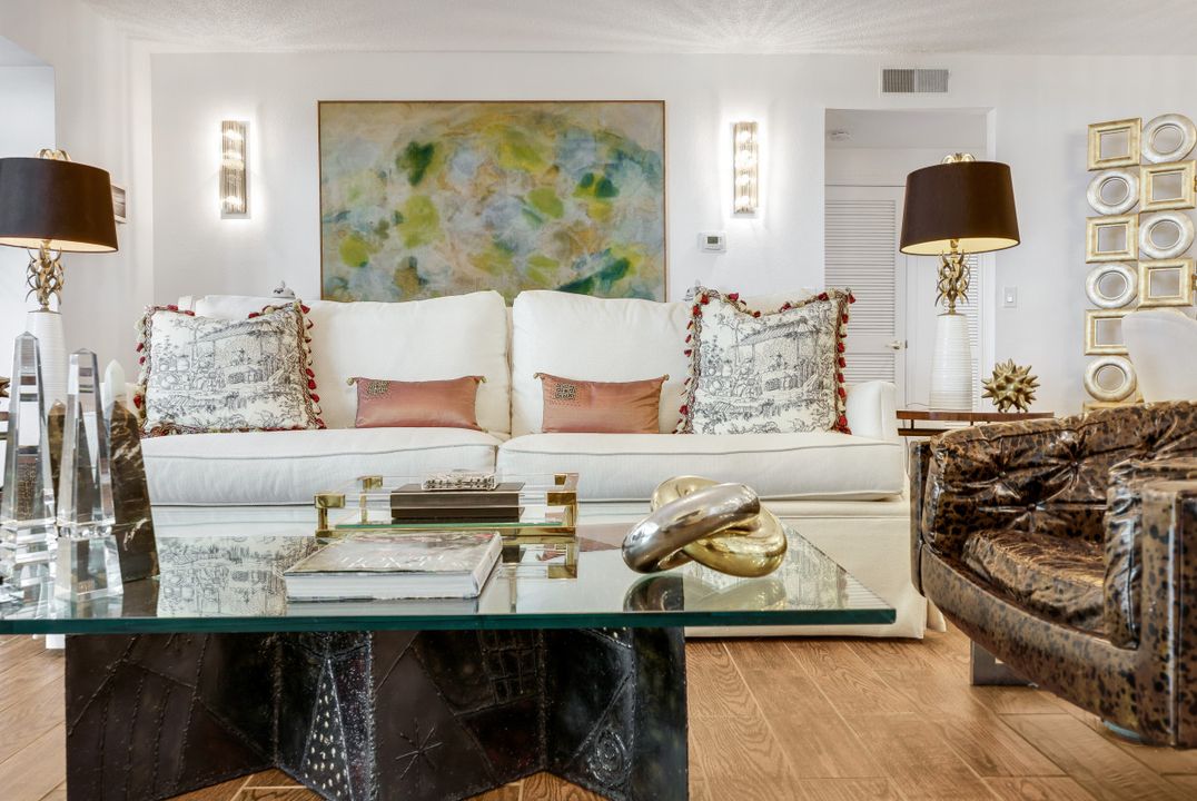 5817 Glencove Dr #402, Naples, FL 34108