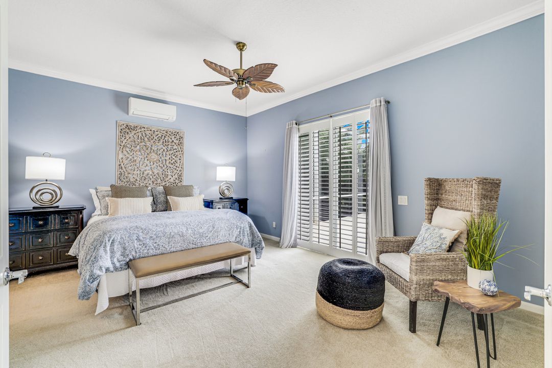 4796 Martinique Wy, Naples, FL 34119