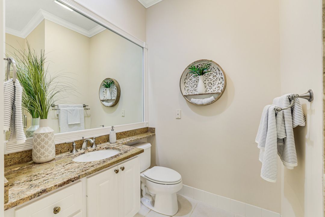 4796 Martinique Wy, Naples, FL 34119