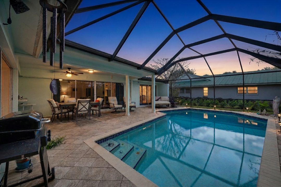 208 Baltusrol Dr, Naples, FL 34113